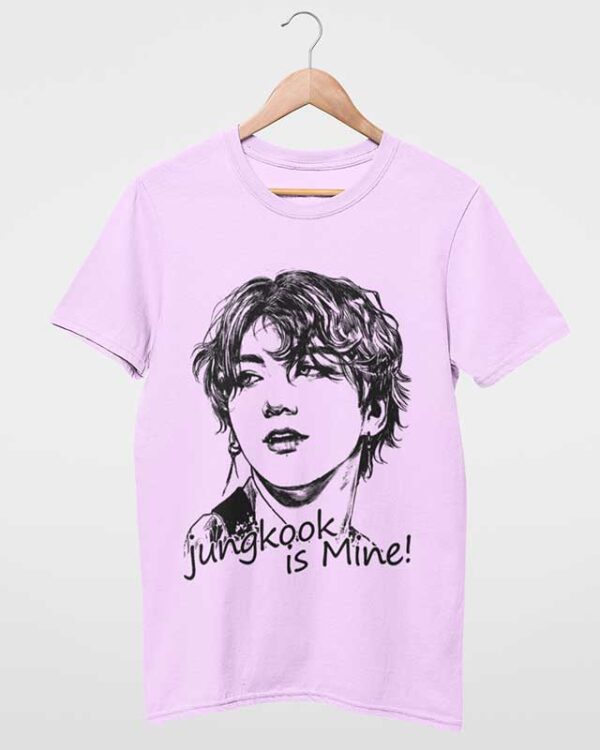 Jungkook lilac t-shirt